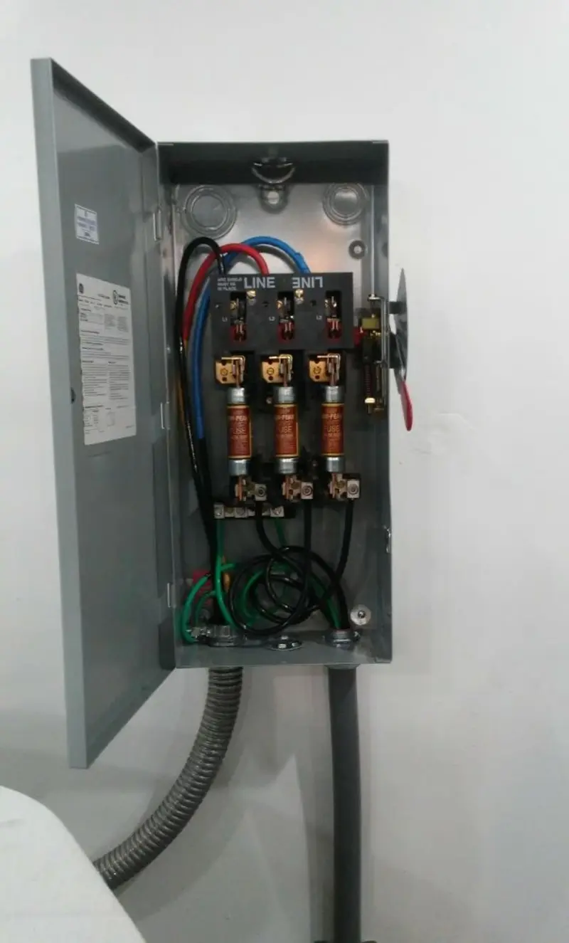 Three-phase disconnect switch installed for Smoke Detector Installation in Beachwood